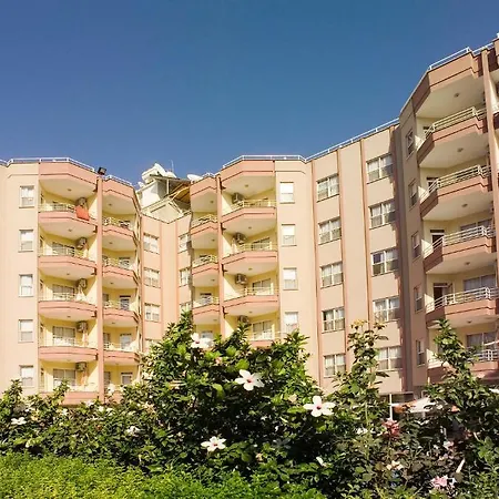 מלון דירות Dolphin Family Hotel