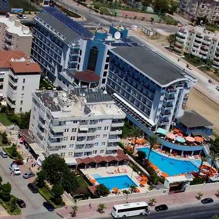 מלון דירות Dolphin Family Hotel 3*