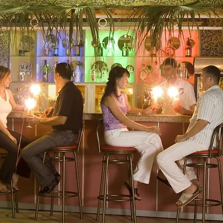 Dolphin Family Hotel Hotel apartamentowy Alanya